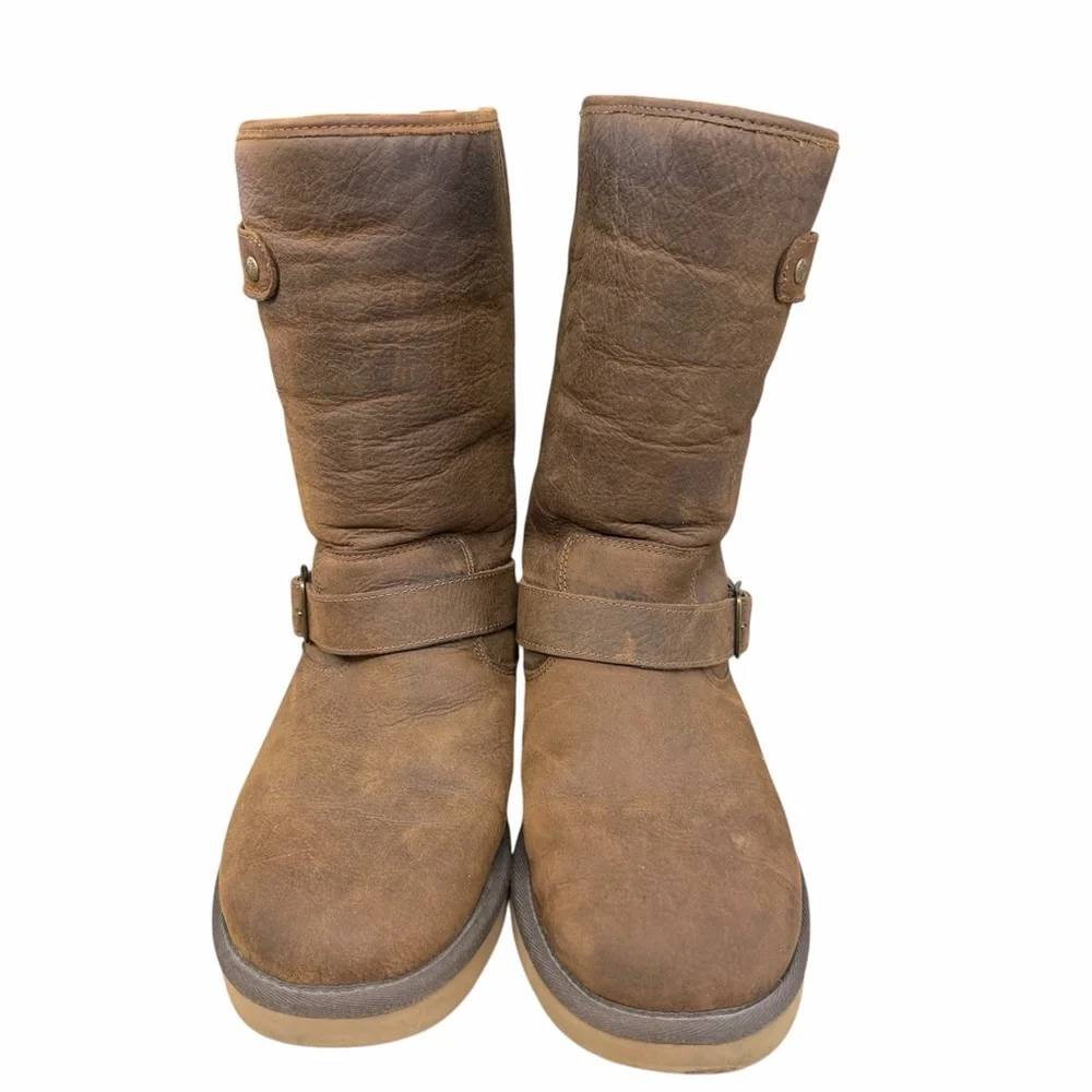 UGG Australia Leather Buckle Shearling Boots – Size 8‎ Women